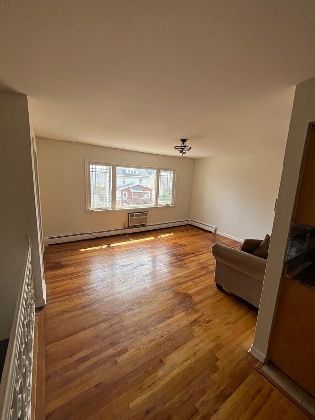 88 Harper Ave, Unit 88.2 in Irvington, NJ - Building Photo - Building Photo