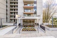 Grant Tower in Portland, OR - Building Photo - Building Photo