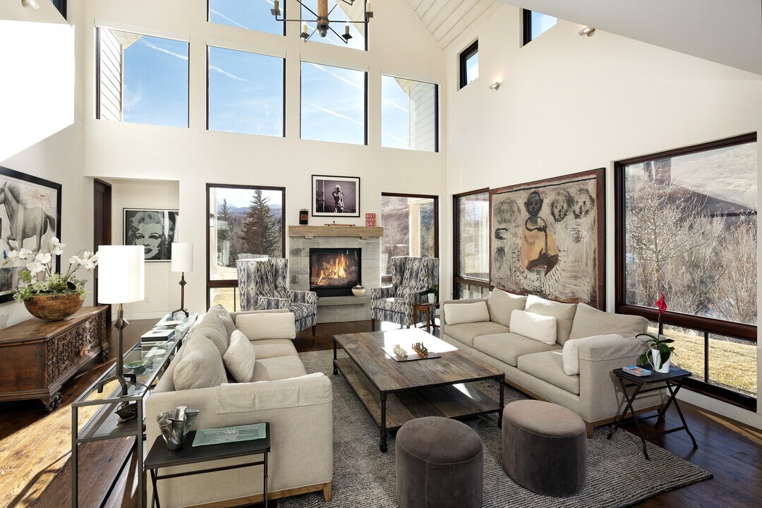 301 Liberty Ln in Woody Creek, CO - Building Photo