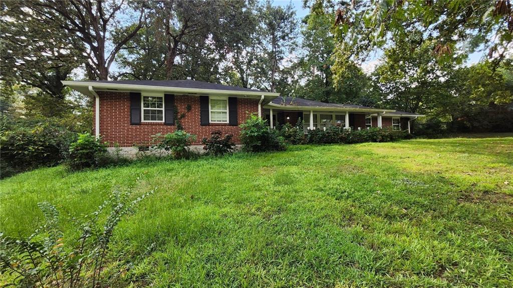 2628 Browns Mill Rd SE in Atlanta, GA - Building Photo