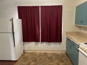 2075 Patton Dr in Reno, NV - Building Photo - Building Photo