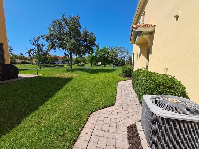 16228 Via Solera Cir in Ft. Myers, FL - Building Photo - Building Photo