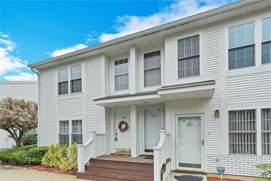 355 Old Tarrytown Rd, Unit 404 in White Plains, NY - Building Photo