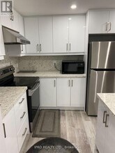 7331 Watergrove Rd in Mississauga, ON - Building Photo - Building Photo