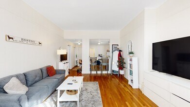 289 Beacon St in Boston, MA - Building Photo - Building Photo