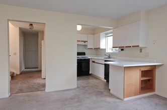 3755 Faye dr, Unit Lower level in Soquel, CA - Building Photo - Building Photo