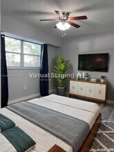 7820 NE Bayshore Ct in Miami, FL - Building Photo - Building Photo