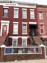 2137 Pacific St in Brooklyn, NY - Foto de edificio - Building Photo