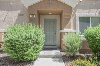 4847 Double Down Dr in Las Vegas, NV - Building Photo - Building Photo