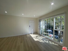 1600 N Martel Ave in Los Angeles, CA - Building Photo - Building Photo