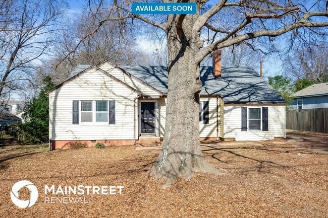 property at 1130 Mona Dr
