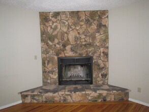19700 Salem Rd in Waynesville, MO - Building Photo - Building Photo