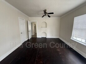 1447 N Lewis Pl in Tulsa, OK - Building Photo