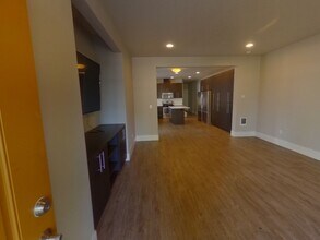 325 NW 21st St in Corvallis, OR - Foto de edificio - Building Photo