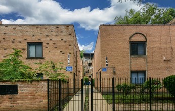 854-856 W Altgeld St in Chicago, IL - Building Photo - Building Photo