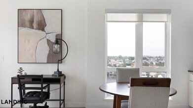 707 S Farmer Ave in Tempe, AZ - Foto de edificio - Building Photo