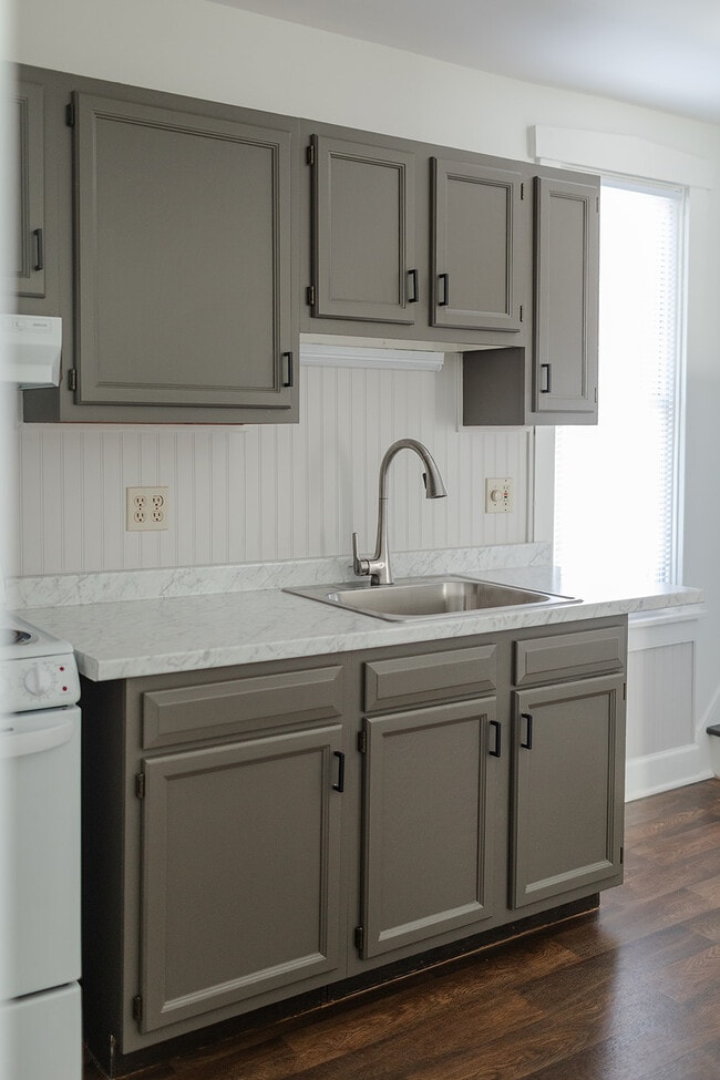 6018 Carpenter St, Unit 6018