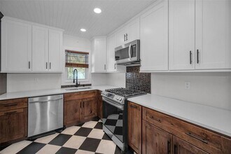 1529 Paloma Ln in Dunedin, FL - Building Photo - Building Photo