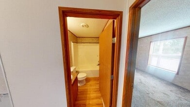 136 Northwest Dr in Bismarck, ND - Building Photo - Building Photo