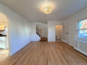 76-12 175th St in Queens, NY - Building Photo - Building Photo