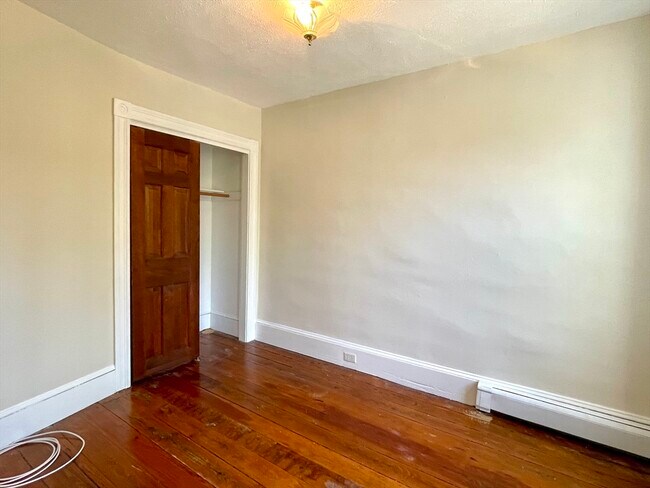 6 Mead St in Boston, MA - Building Photo - Building Photo