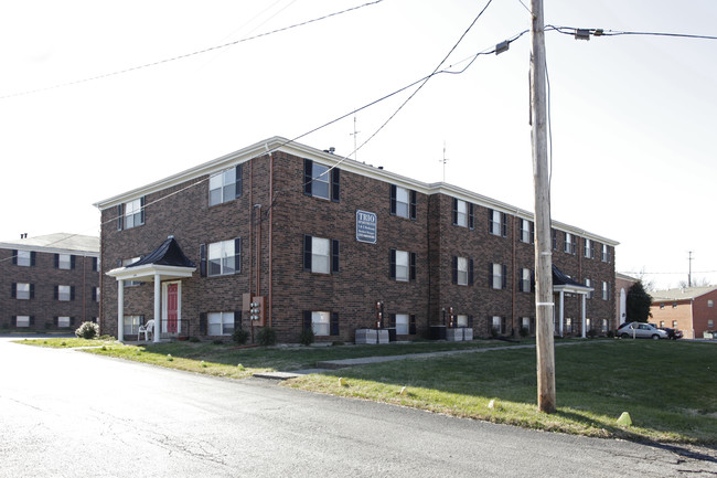 Tri Apartments in Louisville, KY - Building Photo - Building Photo