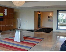 3180 SW 22nd Terrace, Unit 607 in Miami, FL - Building Photo - Building Photo