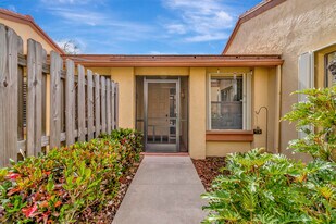 5920 Forest Grove Dr in Boynton Beach, FL - Building Photo