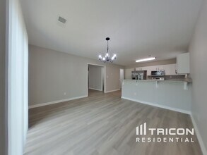 4635 Christenbury Hills Ln in Charlotte, NC - Building Photo - Building Photo