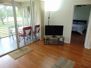 1931 Sabal Palm Dr in Davie, FL - Building Photo - Building Photo