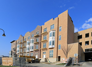 Legends Row Condominiums in South Bend, IN - Building Photo - Building Photo