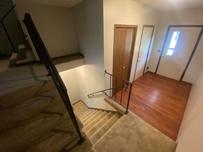 9390 176th St W-Unit -9390 176th St W in Lakeville, MN - Building Photo - Building Photo