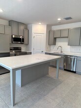 4126 Collegiate Blvd in Lakeland, FL - Building Photo - Building Photo