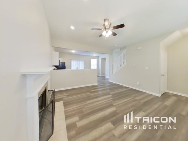 10810 Running Brook Rd in Indianapolis, IN - Foto de edificio - Building Photo