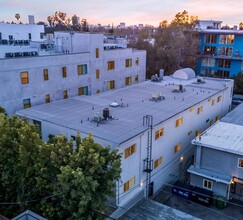 732 N Hudson Ave in Los Angeles, CA - Building Photo - Building Photo