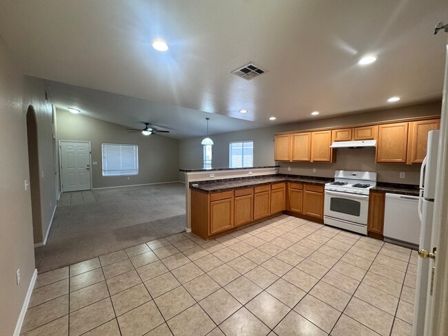 1349 Mogollon Rd in Las Cruces, NM - Building Photo - Building Photo