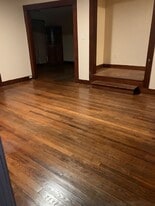 560 Glenwood St in Mobile, AL - Building Photo