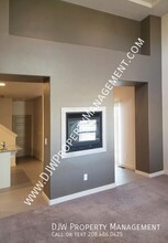 3004 N LeBlanc Way in Meridian, ID - Building Photo - Building Photo