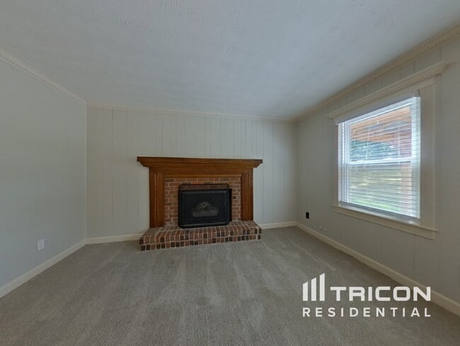 2498 Mountain View Rd in Snellville, GA - Building Photo - Building Photo