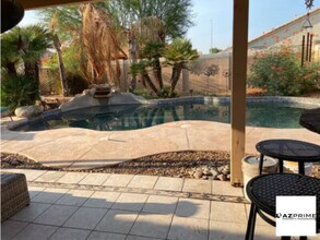 10322 W San Juan Ave in Glendale, AZ - Building Photo - Building Photo