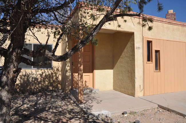 209 Shannon Pl NW in Albuquerque, NM - Building Photo