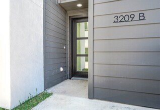 3209 St Emanuel St in Houston, TX - Building Photo - Building Photo