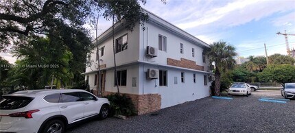 350 SW 15th Rd in Miami, FL - Building Photo - Building Photo
