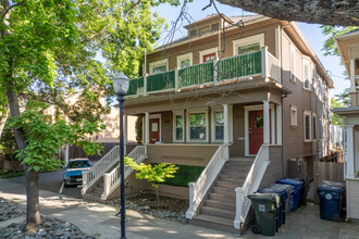 2110-2112 I St in Sacramento, CA - Building Photo - Building Photo