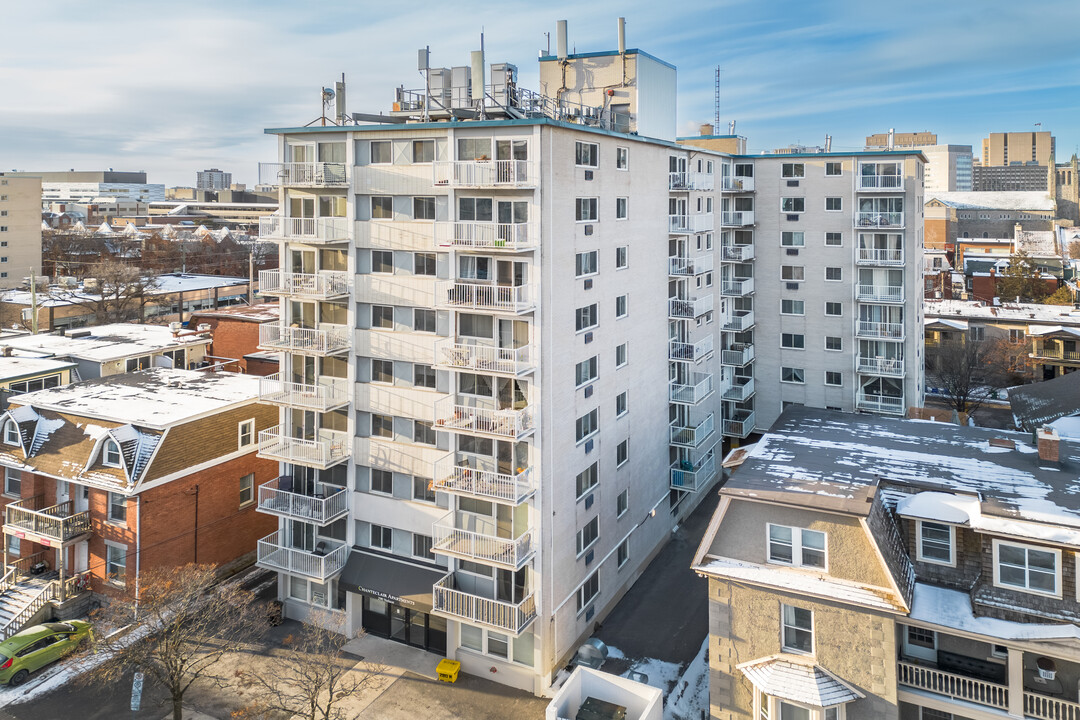 Chanteclair Apartments in Ottawa, ON - Building Photo