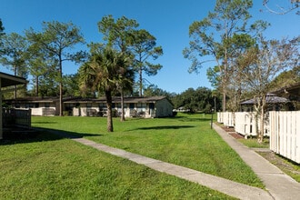 Mosswood in Winter Springs, FL - Building Photo - Building Photo