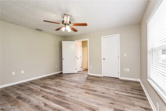 2630 Canoe Ln in North Port, FL - Building Photo - Building Photo