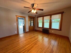 115 Malden St in Worcester, MA - Foto de edificio - Building Photo