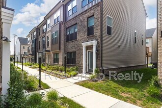 9951 Albright Knot Wy in Glen Allen, VA - Building Photo - Building Photo
