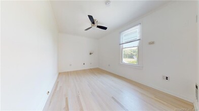 38 Concord Ave in Milford, CT - Building Photo - Building Photo